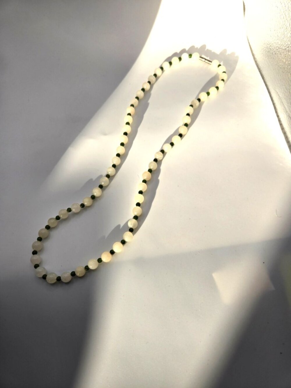 Vintage White & Green Jadeite Jade  Bead Necklace